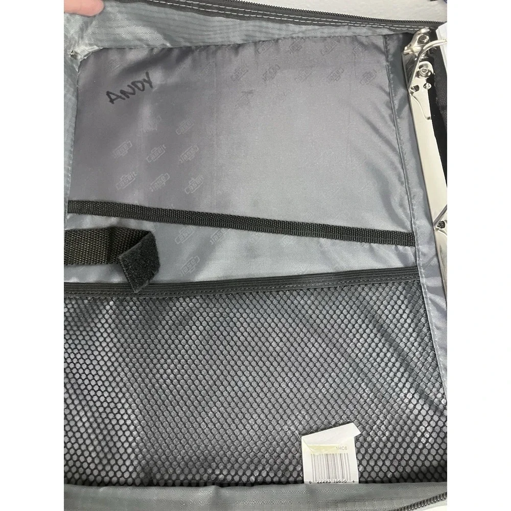 Case-It Dual Ring Zipper Binder Two D-Rings 3-4